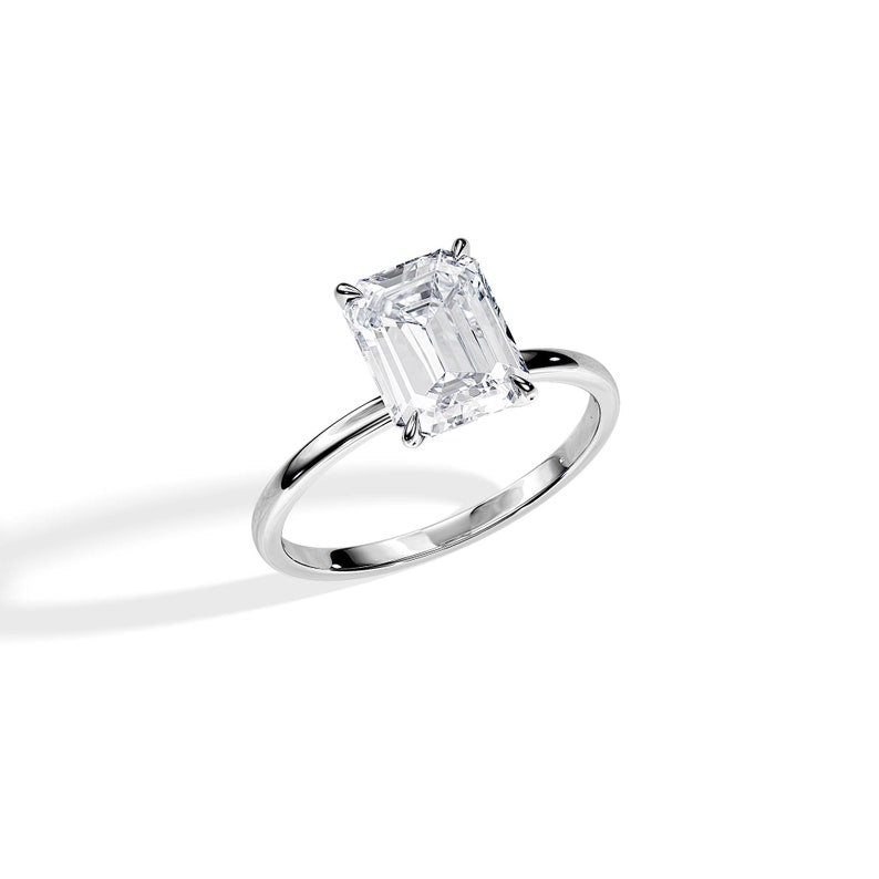 10K Gold 2.5ct Emerald-Cut Lab-Grown Diamond Engagement Ring — view 2