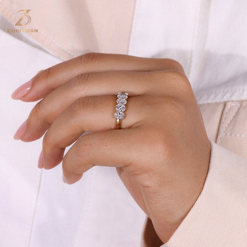 9K Gold Oval Lab-Grown Diamond Band — view 8